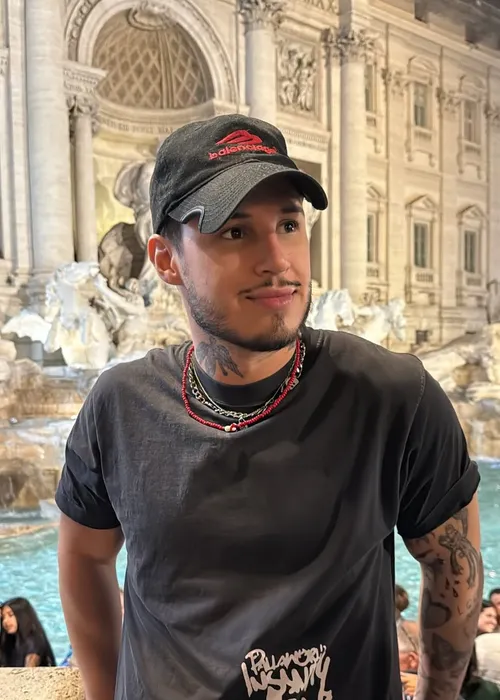 
					Quem é Gabriel Vilhena, influenciador acusado de agredir dentista
				
				