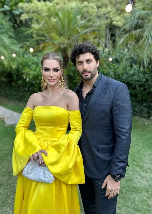 
					Quem é Jesus Luz, ex de Madonna que vende conteúdo adulto
				
				