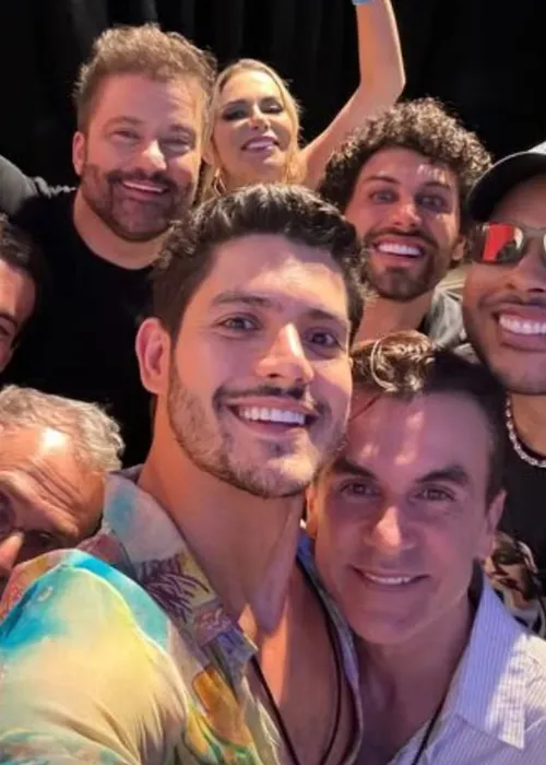 
					Quem é Jesus Luz, ex de Madonna que vende conteúdo adulto
				
				