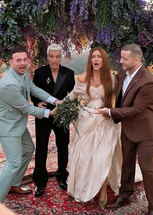 
					Quem é Léo Fuchs, amigo de Gagliasso que deu beijão em Giovanna Ewbank
				
				