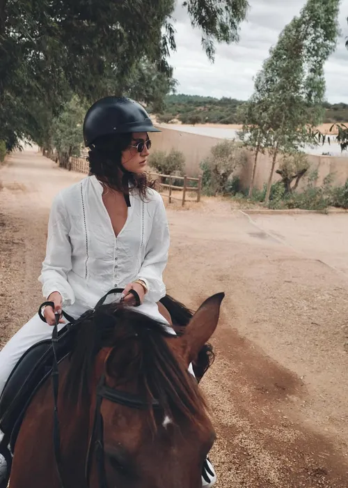 
					Quem é Vitoria Bohn, ex-Globo e nova namorada de Caio Castro
				
				