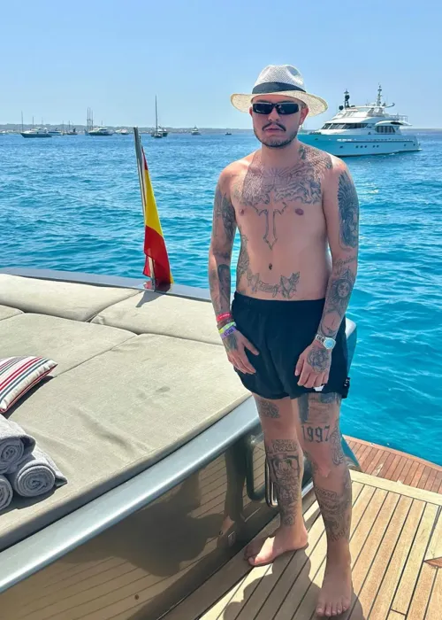 
					Quem é herdeiro do bicho que virou sócio de Anitta em camarote
				
				