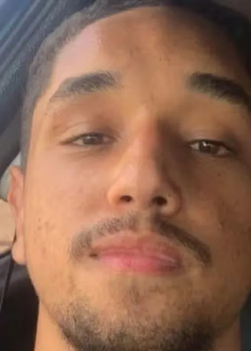 
					Saiba quem era mulher trans morta com golpe 'mata-leão' na Bahia
				
				