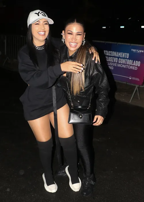 
					Simone e Simaria fazem rara aparição juntas no 'The Town'
				
				