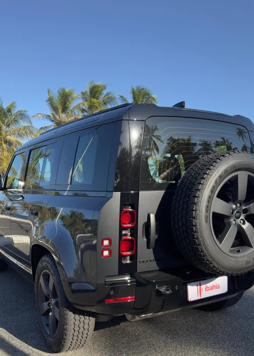 
					Test drive: saiba tudo do SUV Land Rover Defender 110 híbrido
				
				