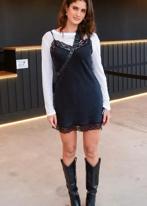 
					The Town: Vitória Strada, Sasha e mais famosas ousam em looks
				
				