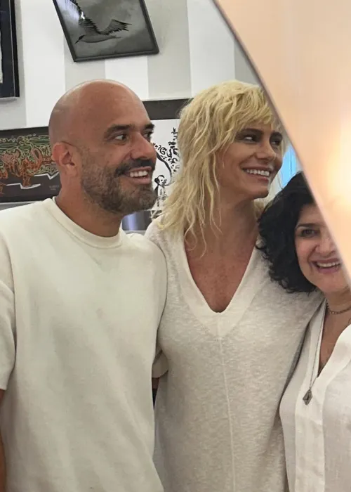 
					Tia Celina em Vale Tudo, Malu Galli muda visual e surge irreconhecível
				
				