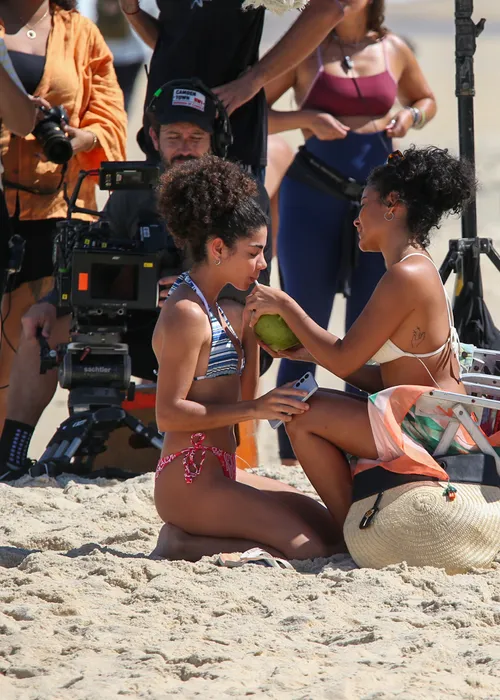 
					'Vale Tudo': Fátima surge em clima íntimo com Ana Clara em reviravolta
				
				