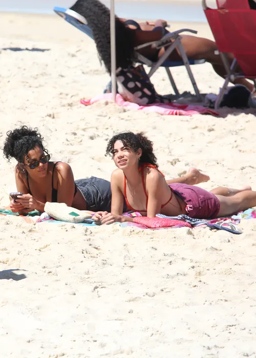 
					'Vale Tudo': Fátima surge em clima íntimo com Ana Clara em reviravolta
				
				