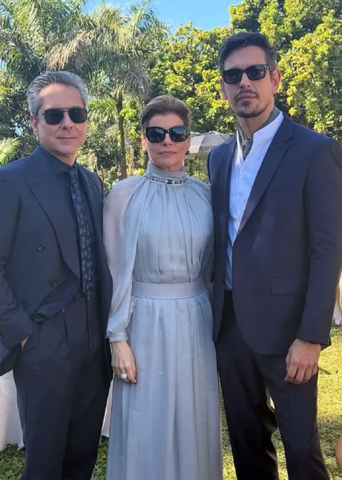 
					'Vale Tudo': veja o convite do casamento de Maria de Fátima e Afonso
				
				