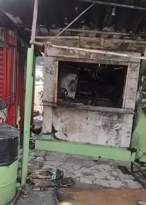
					Vendedora tem barraca incendiada por ex-companheiro em Salvador
				
				