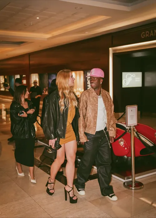 
					Virginia abre álbum ao lado de Vini Jr e faz declaração
				
				