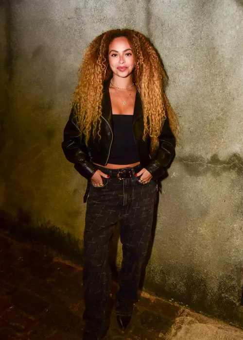 
					Virginia reencontra João Guilherme após término com Zé Felipe; FOTOS
				
				