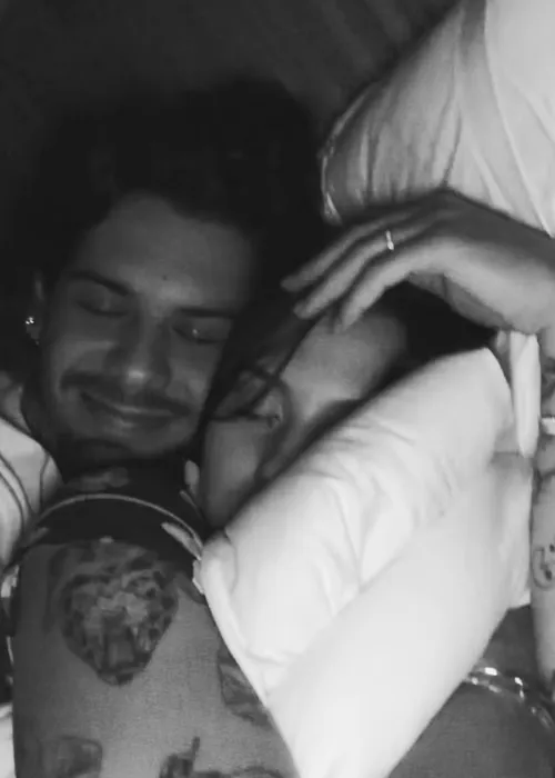 
					Virginia reúne família e Vini Jr. em festão de Natal antecipado; FOTOS
				
				