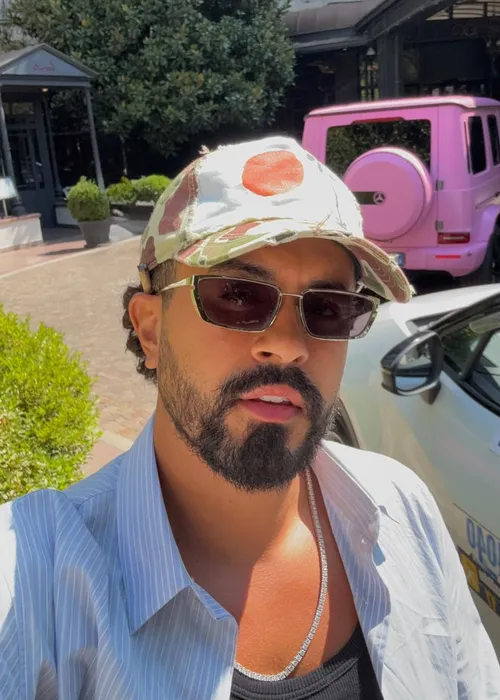 
					Quem é Ronald Lopes, apontado como novo amor de Yasmin Brunet
				
				