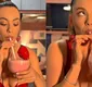 
                  Aprenda como fazer o milk-shake de morango do amor da Bia Reis