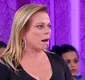 
                  Casos de Família: homem agride mulher e Cristina Rocha parte para cima