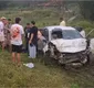 
                  Duas pessoas morrem e cinco ficam feridas em batida entre carros