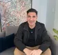
                  Edu Guedes e Ana Hickmann choram em vídeo e agradecem apoio