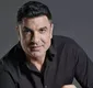 
                  Edu Guedes é homenageado na RedeTV! e substituta se emociona ao vivo