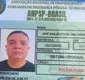 
                  Homem é preso fingindo ser policial penal em carro adulterado na Bahia