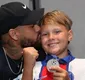 
                  Neymar expõe mensagem do filho após derrota humilhante: 'Inspiração'