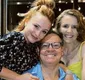 
                  Pais de Larissa Manoela fazem 'promoção' de R$ 3,5 milhões em mansão