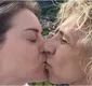 
                  Quem é a namorada de Alessandra Maestrini, a Bozena de 'Toma lá dá cá'