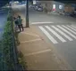 
                  VÍDEO: bebê de um mês engasga e casal pede socorro a policiais na BA