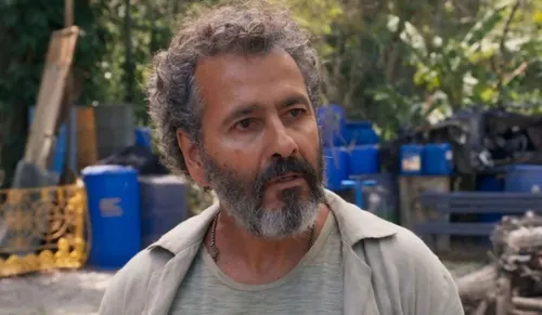 
					Três Graças: Bagdá fica em choque após confissão suja de Lucélia
				
				