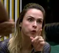 BBB 26: Ana Paula atazana Jonas e Cowboy e 'implode' grupo rival
