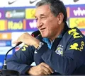 Estado de saúde de Carlos Alberto Parreira, ex-técnico, é preocupante