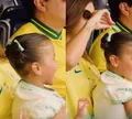 Filha de Neymar rouba a cena ao torcer pela Seleção Brasileira na Copa