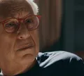 Quem Ama Cuida: Arthur quebra protocolo e se humilha por Adriana