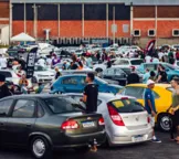 Evento automotivo reúne fãs de carros modificados em Lauro de Freitas