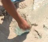 Moradores denunciam suspeita de contaminação em praia de Salvador