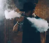 Salvador: consumo de álcool recua entre jovens, mas uso de vape sobe