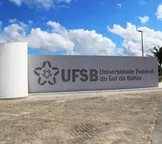 Universidade na Bahia abre concurso com 25 vagas para professores
