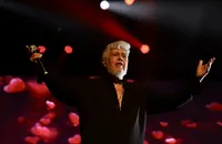 Sidney Magal celebra 60 anos de carreira com show na Concha Acústica