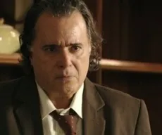 Avenida Brasil: Genésio tem morte trágica após crueldade de Carminha