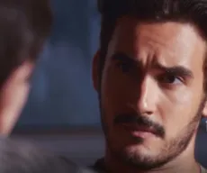 Coração Acelerado: João Raul descobre roubo do pai e surta