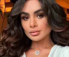 Ex-bailarina do Faustão reage e joga carro contra ladrão em SP