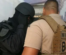 Foragido faz namorada de refém em ação policial em Salvador