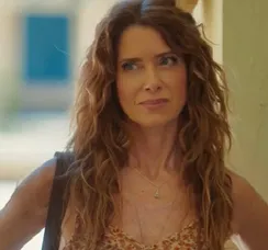 'Coração Acelerado': Janete assume crime e acaba com chantagem macabra