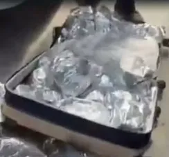 Dois homens são presos com 60 kg de maconha em carro e casa na RMS