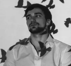 Existe um vampiro no seu trabalho