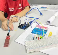 Inscrições abertas para curso grátis de robótica para jovens na Bahia