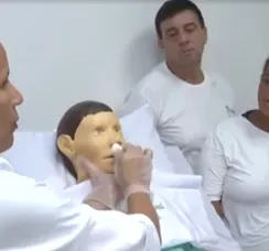 Instituição oferece 105 bolsas para curso técnico em enfermagem