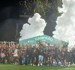 Na guerra dos títulos do futebol, o Hexa da Discórdia é do Vitória