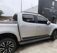 Operação policial apreende veículo de luxo em Jequié